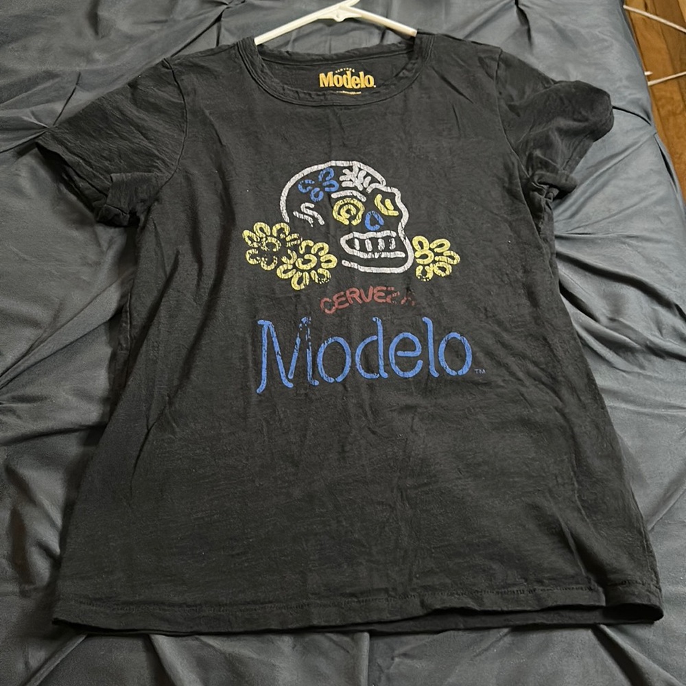 modelo tee